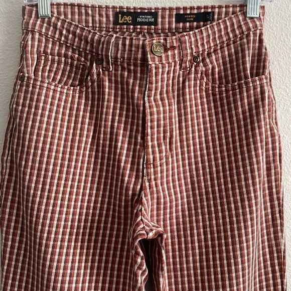 Lee Vintage Modern Women’s High Rise Flare Jean Size 27 - Picture 4 of 9